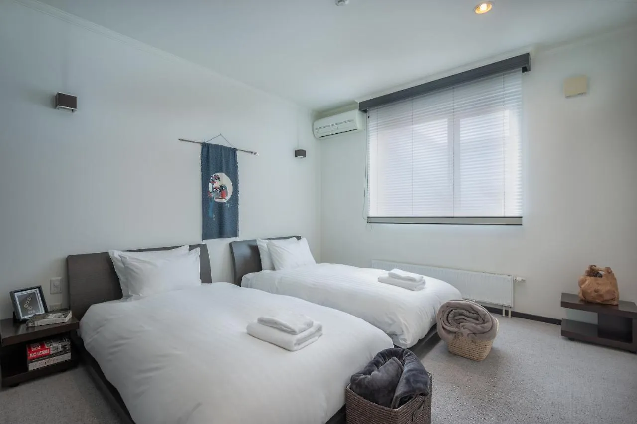 Shochikubai By H2 Life Villa Furano 0*,  Japan